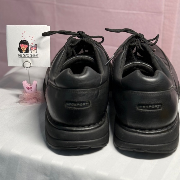 π Step into Style & Comfort with Rockport! - Picture 3 of 5